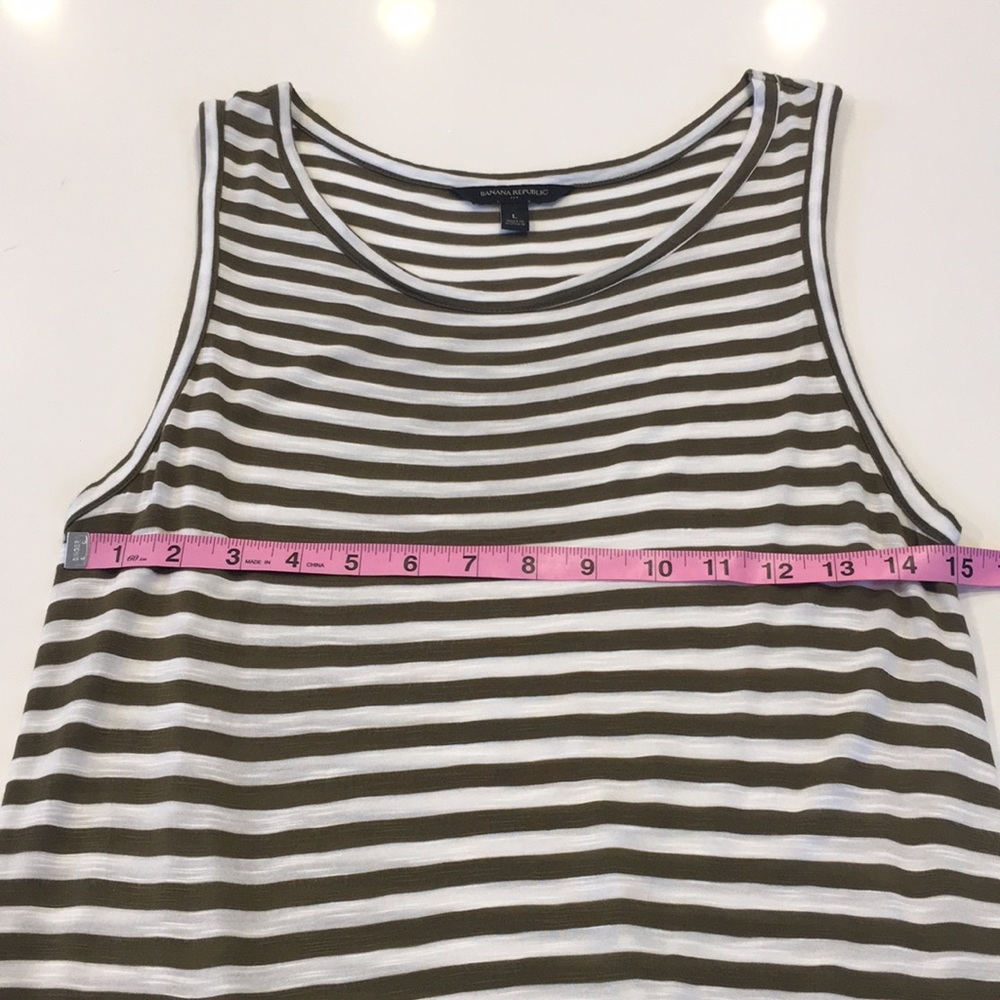 β
SOLD Banana Republic Tunic Tank Dress Army Green Stripe - Picture 6 of 8